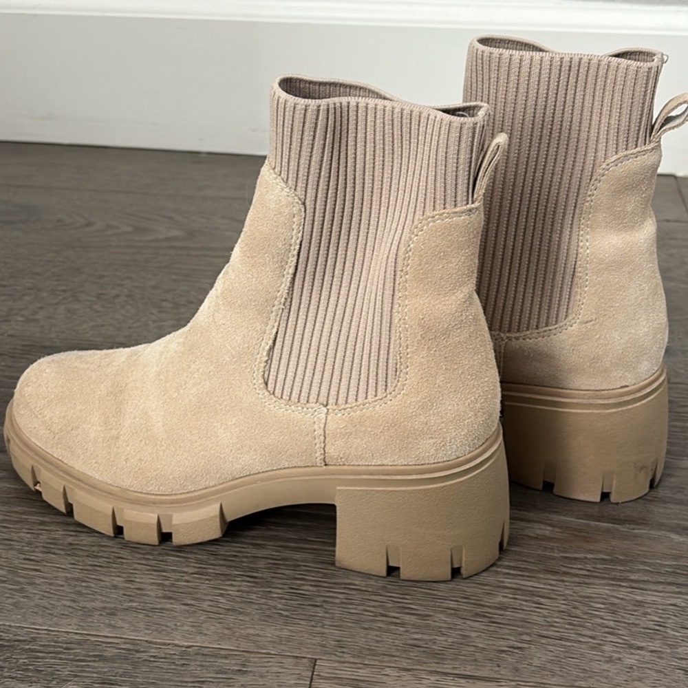 Steve Madden Tan Suede Ankle Booties